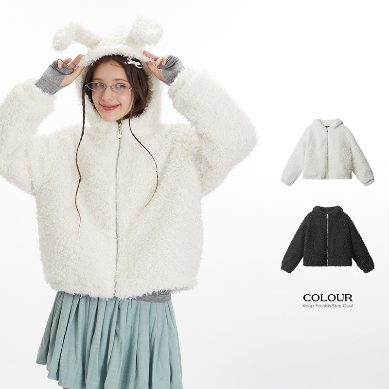 Heyhenry European and American style hooded lamb wool coat, warm fleece, loose fit, short cotton coat for petite figures, perfect for autumn and winter.