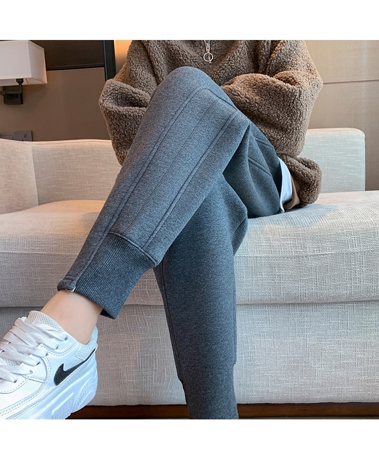 4E25B358063BCB32D64C06B8FA66C2