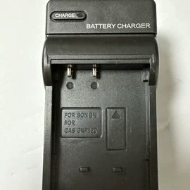 相机充电器;数码充电器