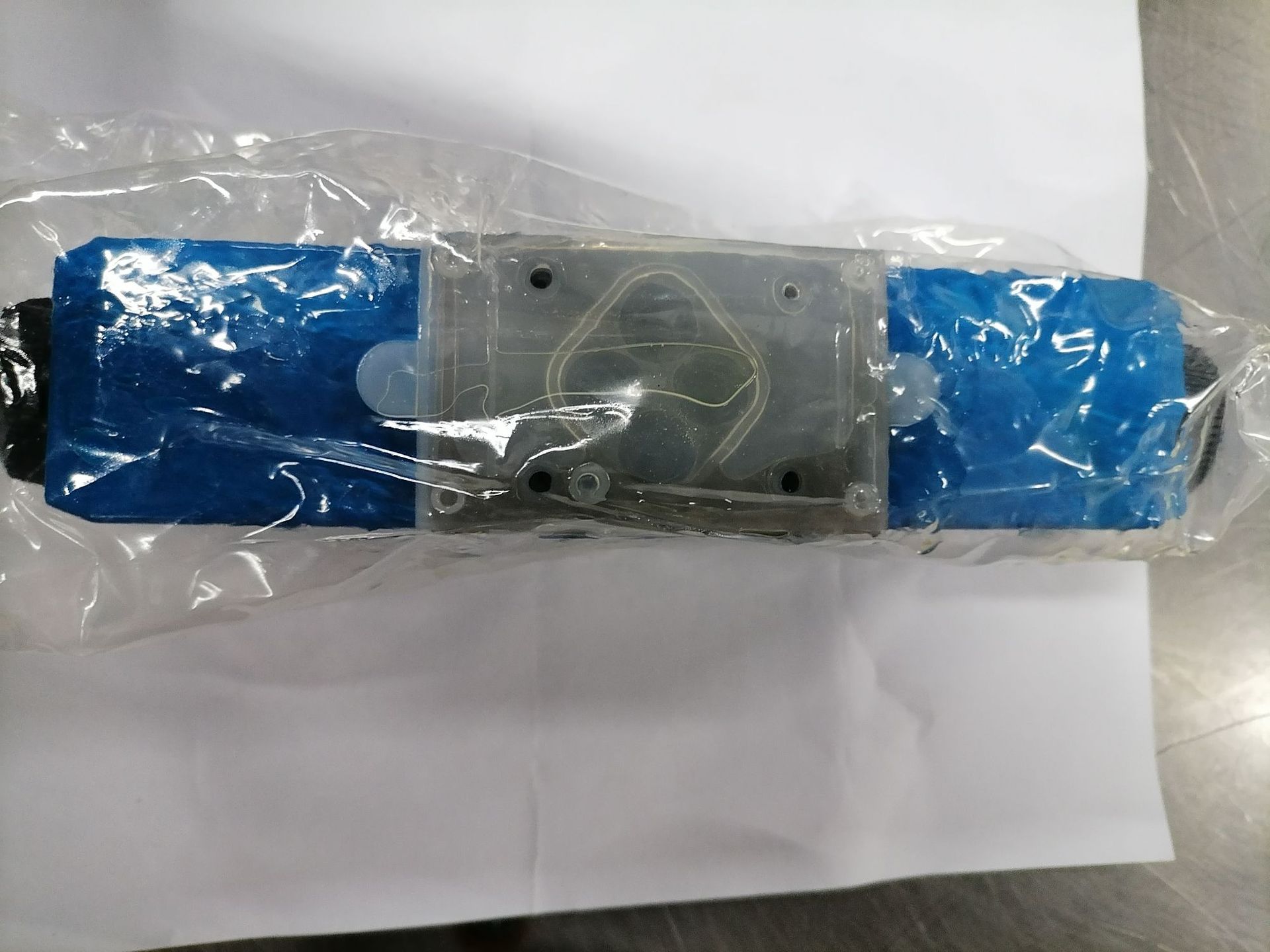 伊顿电磁换向阀DG4V-3-2A-M-U-H7-60现货供应