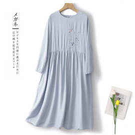 2026刺绣苎麻连衣裙女春夏新款清凉透薄蓝色文艺长裙
