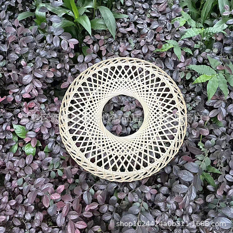 Bamboo trenzado sombrero redondo antiguo traje de artes marciales disparar artefactos de danza de alta calidad para hacer decoración de pintura de fondo