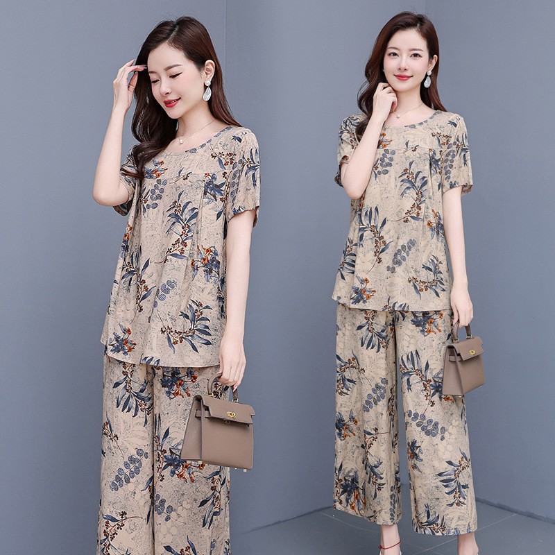 Middle-aged and elderly summer two-piece short-sleeved casual high-end cotton silk suit mother's elastic waist wide-leg pants