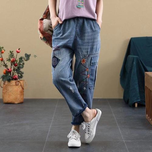 Women's Spring 9-inch Relaxed Wide-leg Embroidered High-waisted Jeans with Ripped Hems