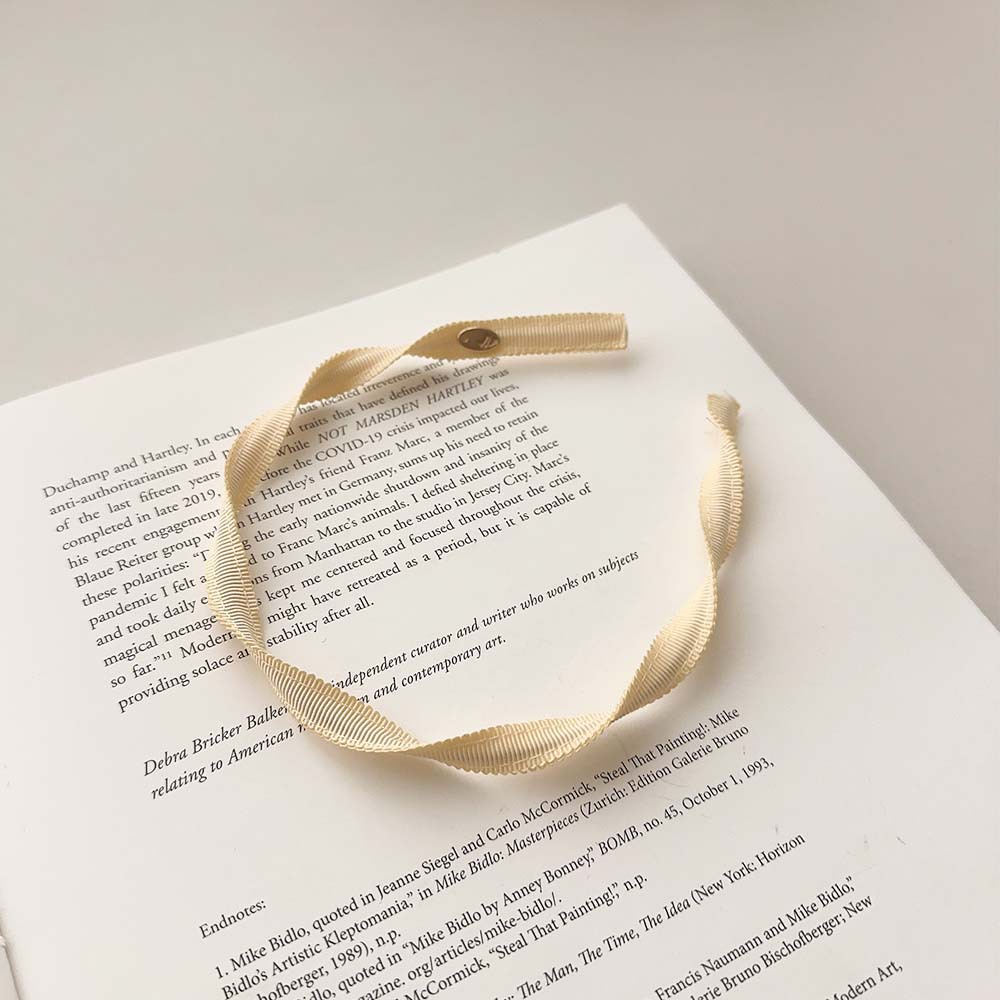 Diadema en espiral de color dopamina de primavera y verano para mujer 2025 nuevo estilo de salida de borde fino Diadema de sentido avanzado horquilla tocado