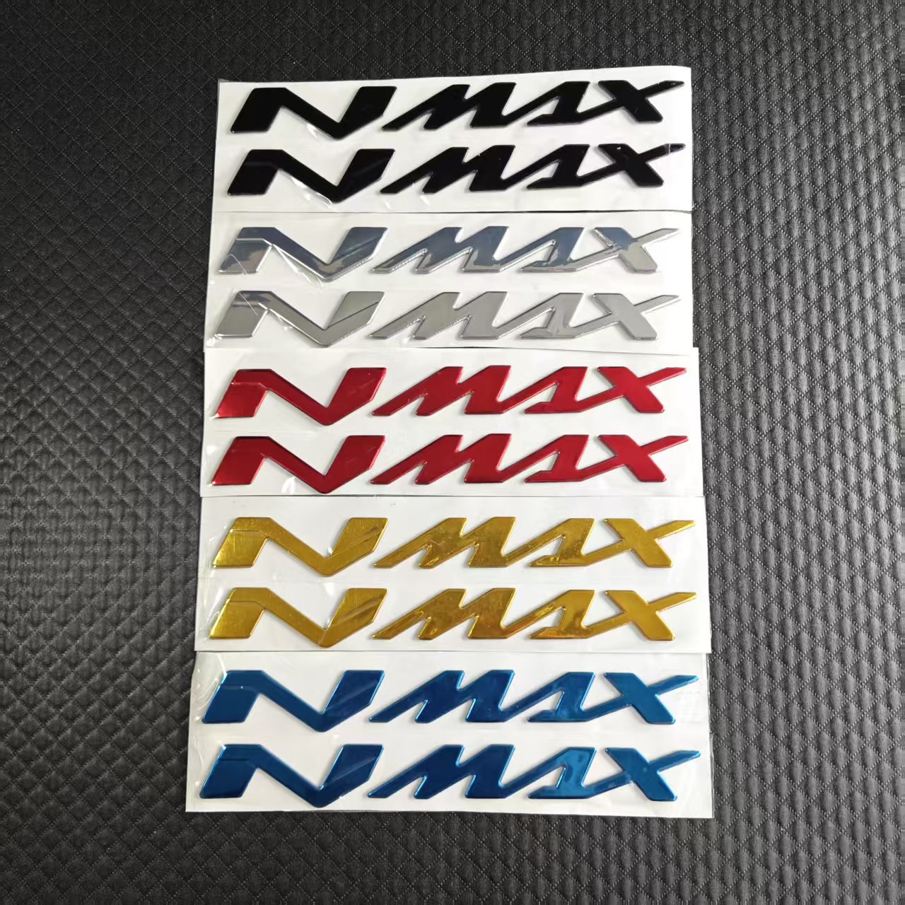 适用于雅马哈NMAX贴标Logo外壳装饰3D贴纸车身装饰侧边字母装饰贴