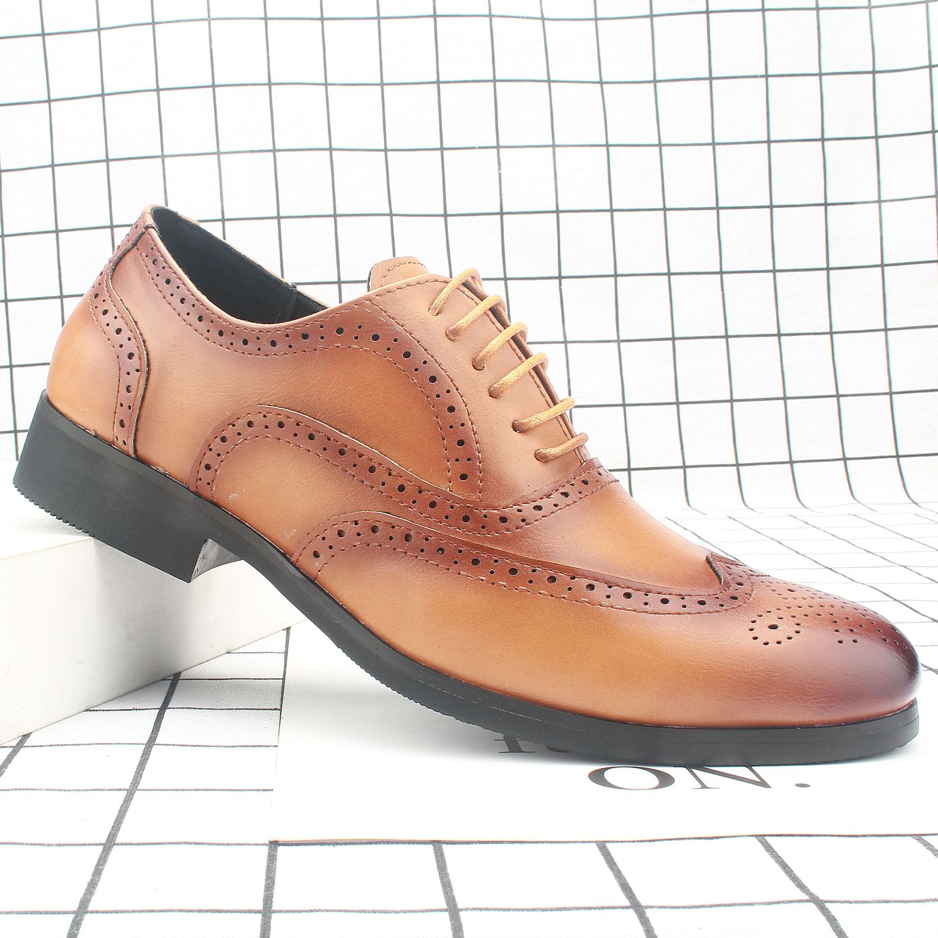 �ļ��¿���ƤЬ��������װ��ЬӢ����������ƤЬ��װЬ69712