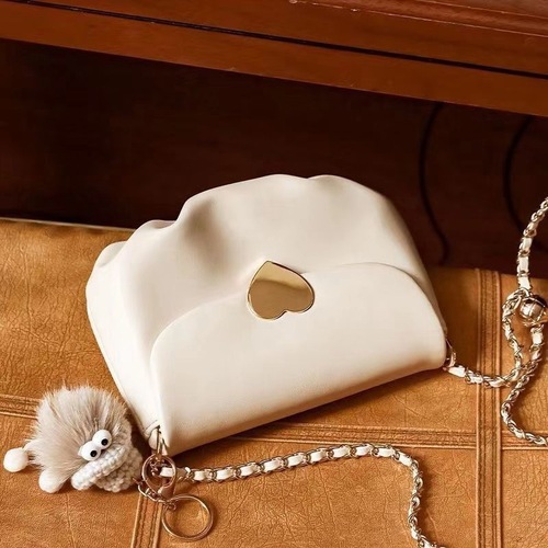 Small shoulder bag cloud bag new summer versatile shoulder crossbody bag white commuter versatile women's bag wholesale