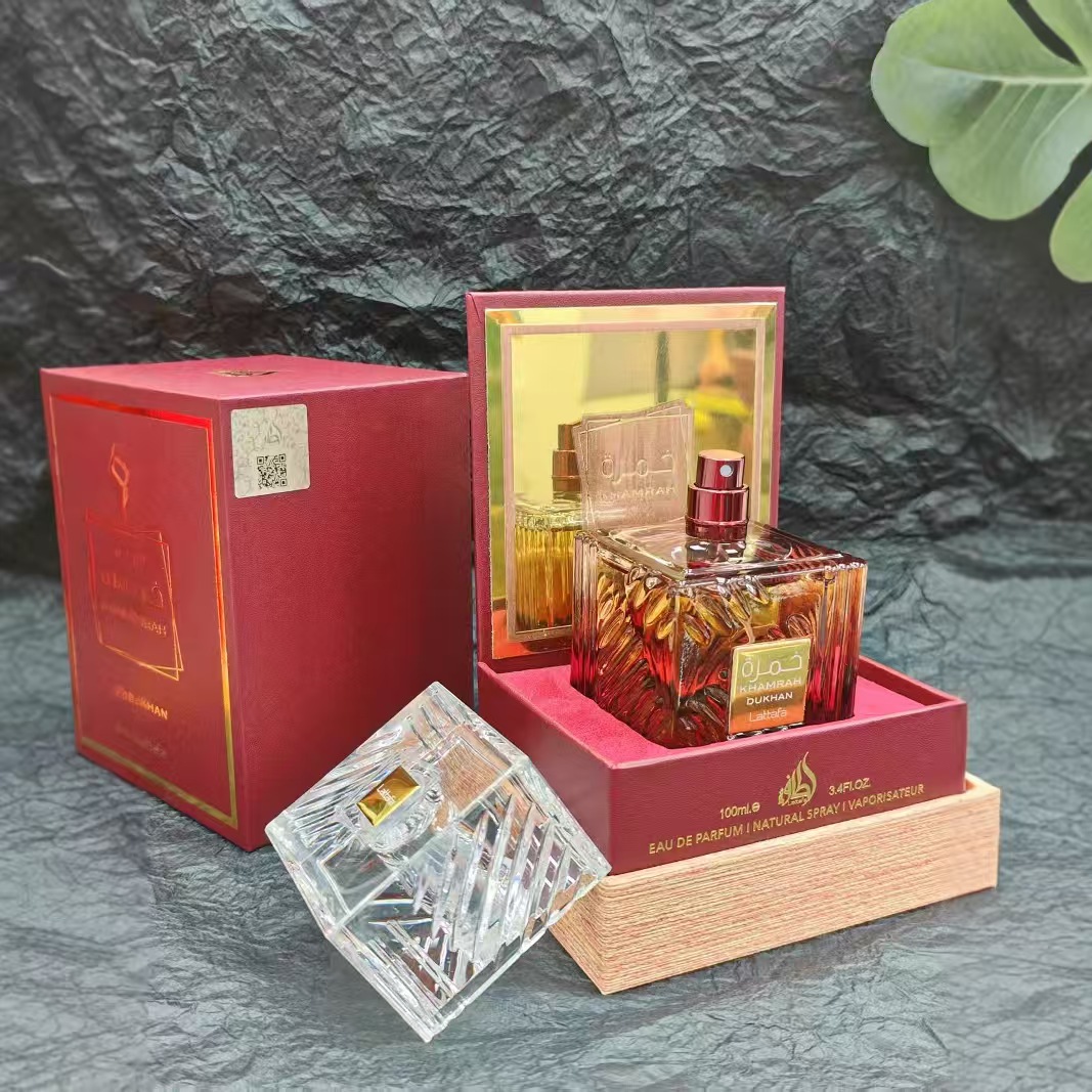 El nuevo estándar explosivo lattafa100ml perfume para hombres árabes de Oriente Medio deja fragancia y comercio exterior duradero al por mayor