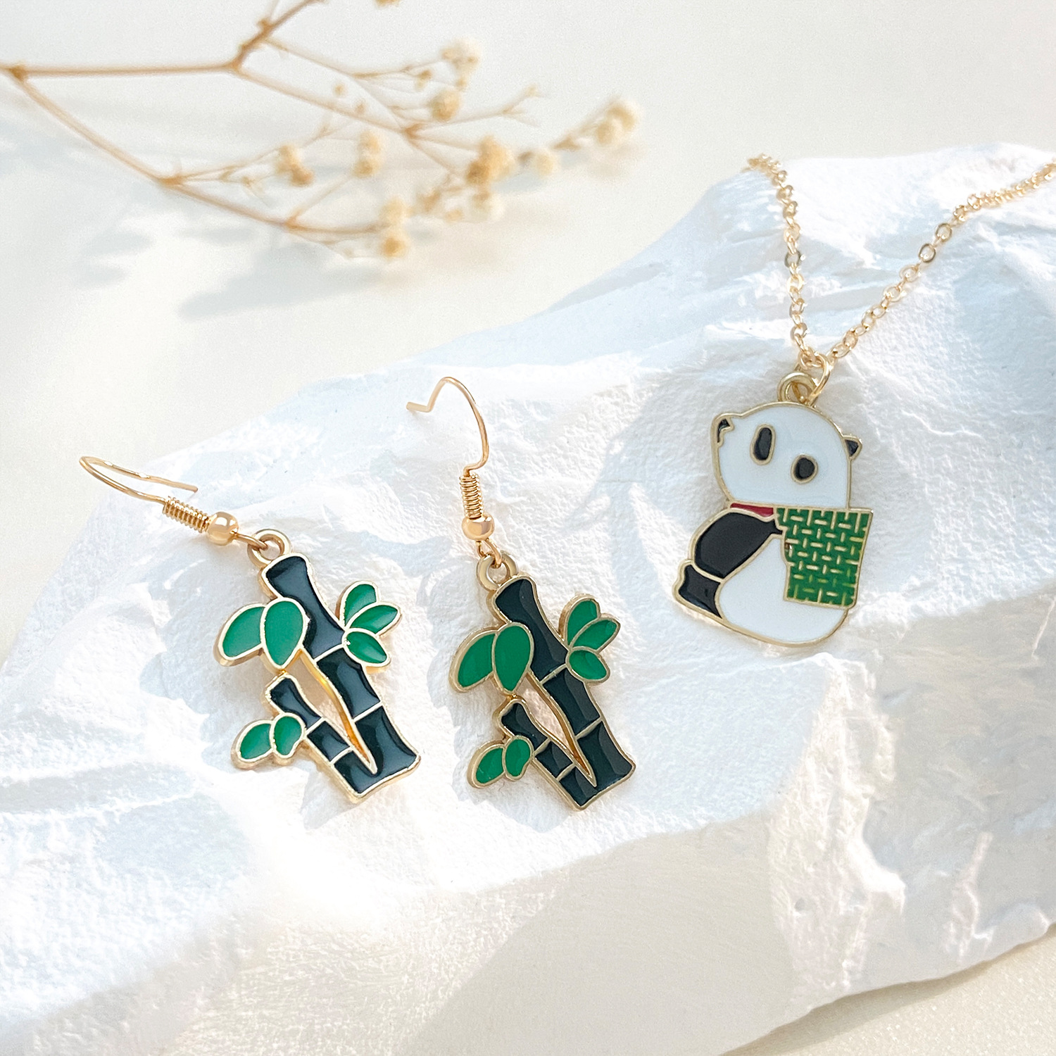 Traje de joyería de perlas de diamantes de Venta caliente transfronteriza temperamento de moda de mujer flor geométrica gota de agua collar pendientes traje