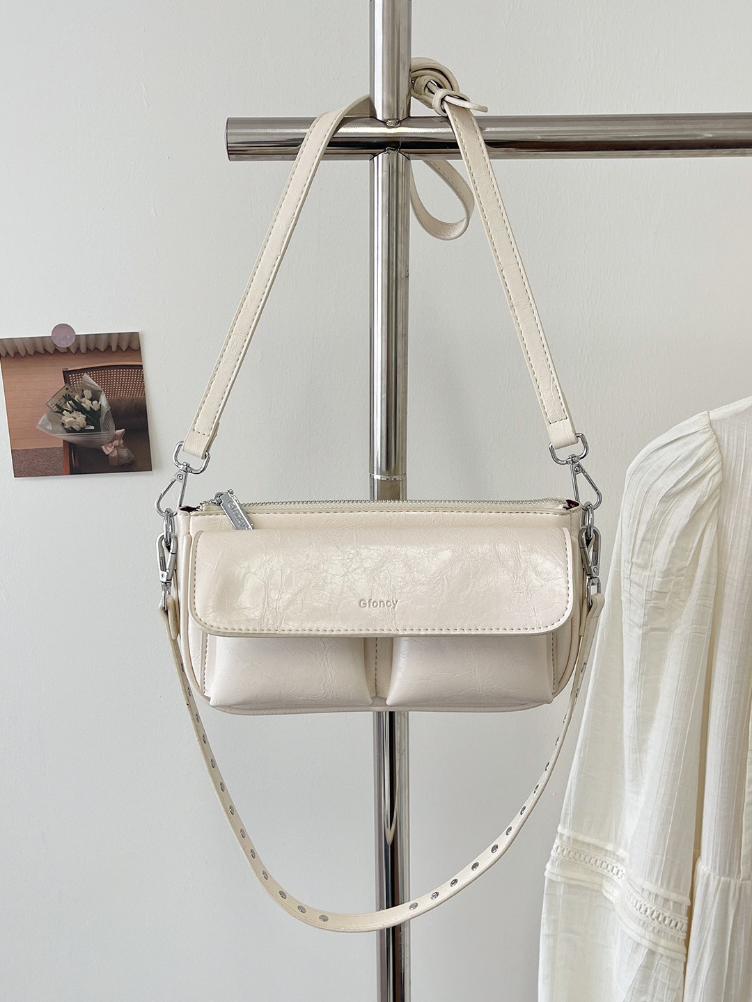 Bolsos de textura alta para mujeres 2026 nuevo lujo ligero exquisito versátil bolso cuadrado pequeño de moda casual mochila de hombro