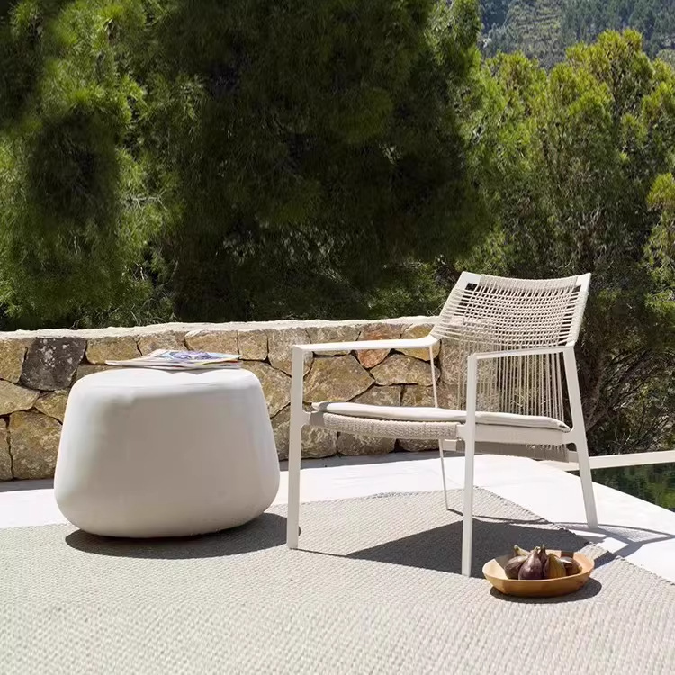 Sofá al aire libre silla de caña simple creativa balcón ocio mesa de té diseñador terraza silla de patio de caña