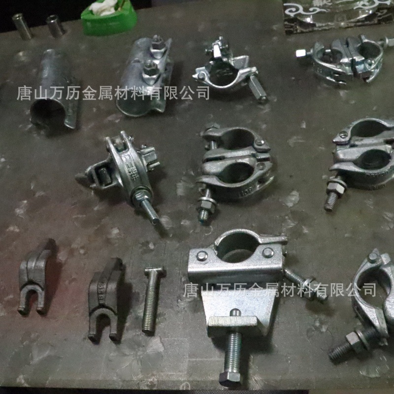 镀锌锻造扣件钢管架子管脚手架锻压英式十字旋转对接扣件悬梁卡扣