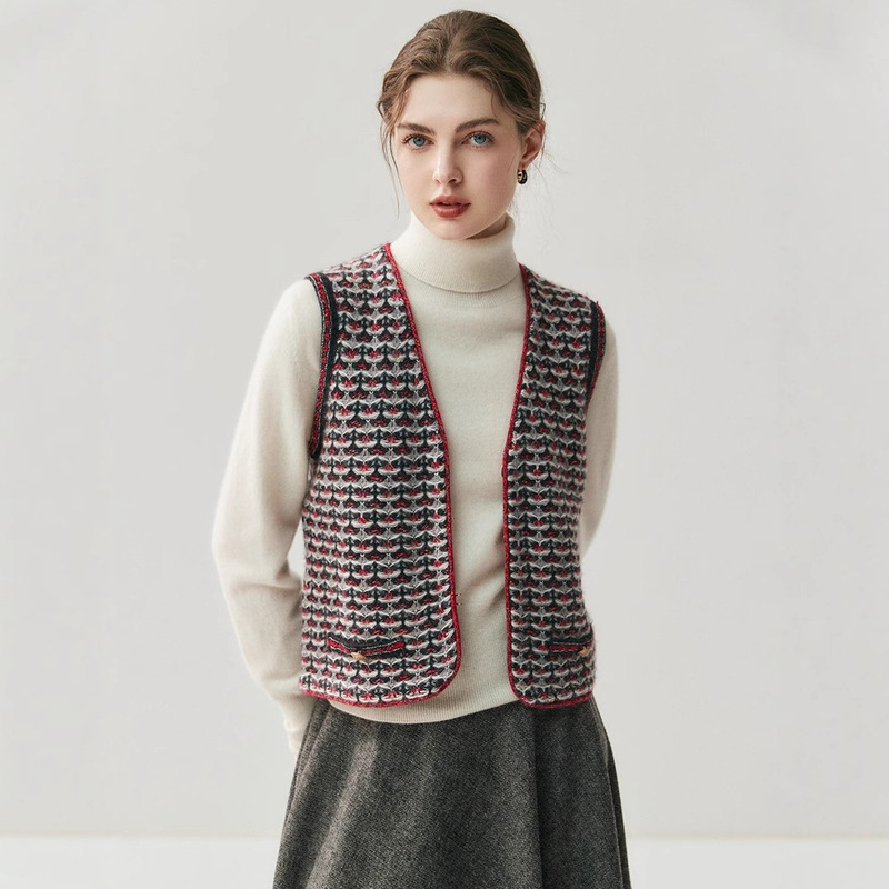 Designer Style! Autumn and Winter Women's Elegant Cashmere Vest Women's Small Fragrant V Neck Jacquard Cashmere Vest Cardigan