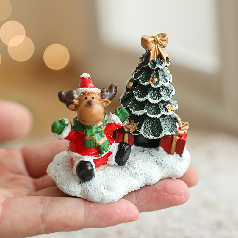 Adornos navideños transfronterizos Mesa de resina Mini Adornos Elk Snow House Pintado Árbol de Navidad Colgante Decoración colgante