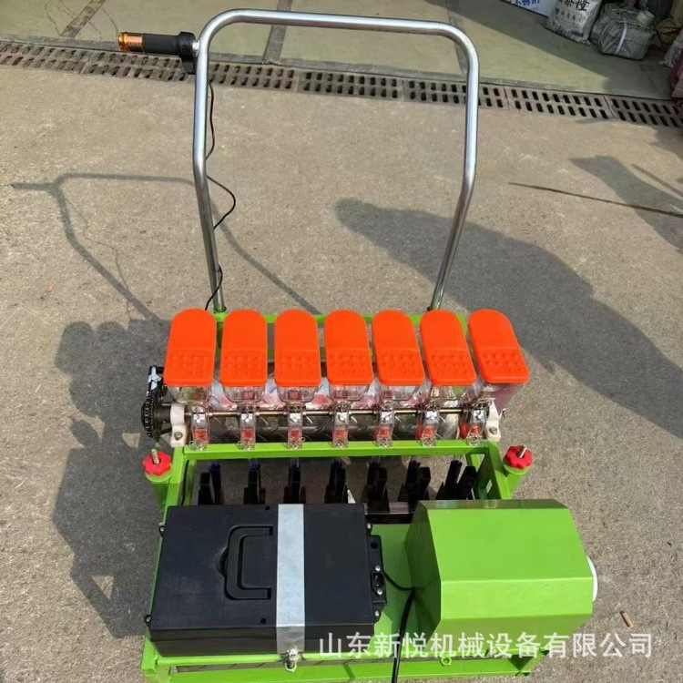 电动自走式蔬菜播种机 菠菜香菜点播机 油菜上海菜播种机