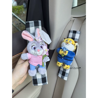 Sürətlər qutusu və əl tormozu başlıqları: Zootopia Judy Nick Bouquet - shoulder-pads-hemp-black-grids-authentic-judy-bouquet-officer-leopard-bouquet-two