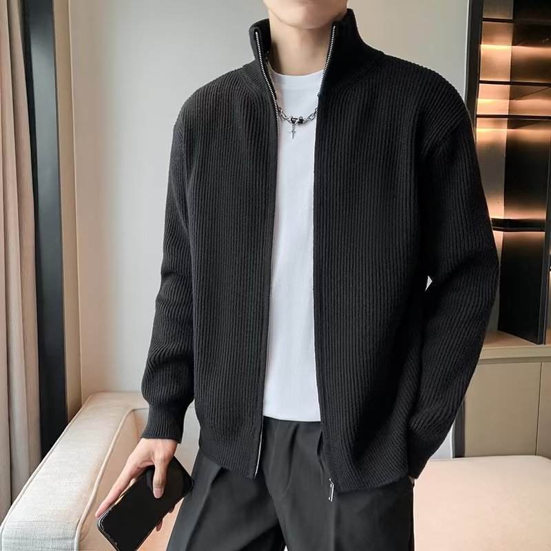 Sweater with zipper