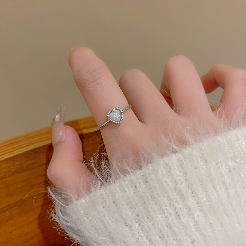 Ring, Retro Small Bow Design, Light-Luxury Silver-Tone Statement, One Size