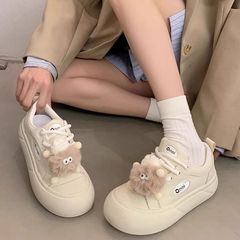 开学季校园可爱丑萌面包鞋女2025新款厚底小白鞋休闲百搭运动板鞋
