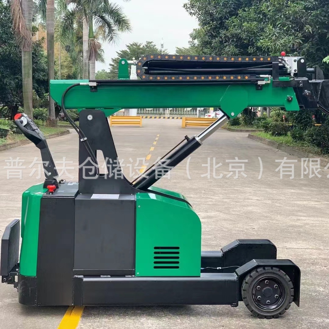 重型移动式电动液压吊车吊机小型起重机模具