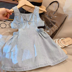2024 summer dress strap children's clothing new style girls' baby skirt fashionable Korean denim skirt 55259