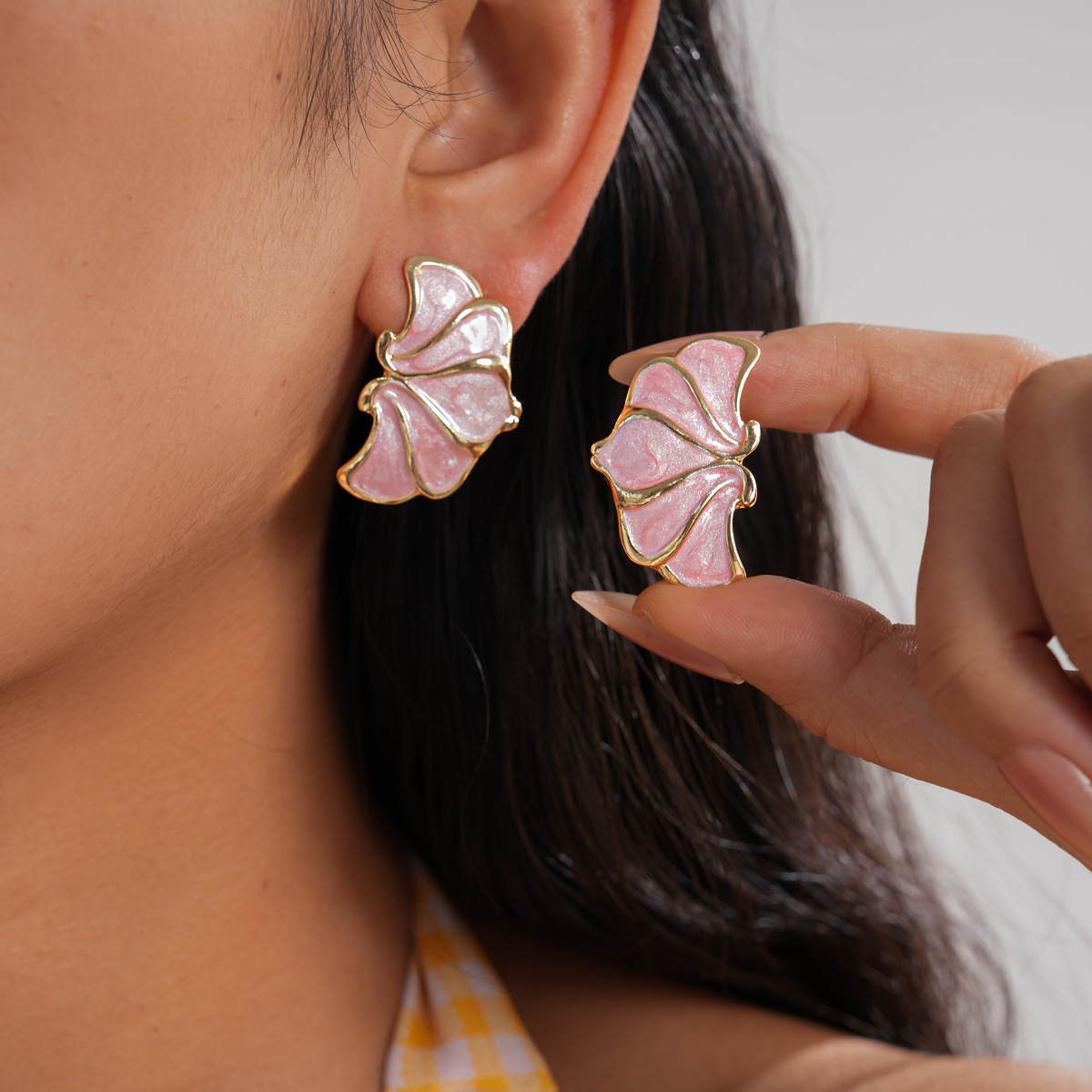Europa y los Estados Unidos retro goteo de aceite flores aguja de plata pendientes transfronterizos dulces pendientes de nicho de alta calidad pendientes de moda para mujeres image 4