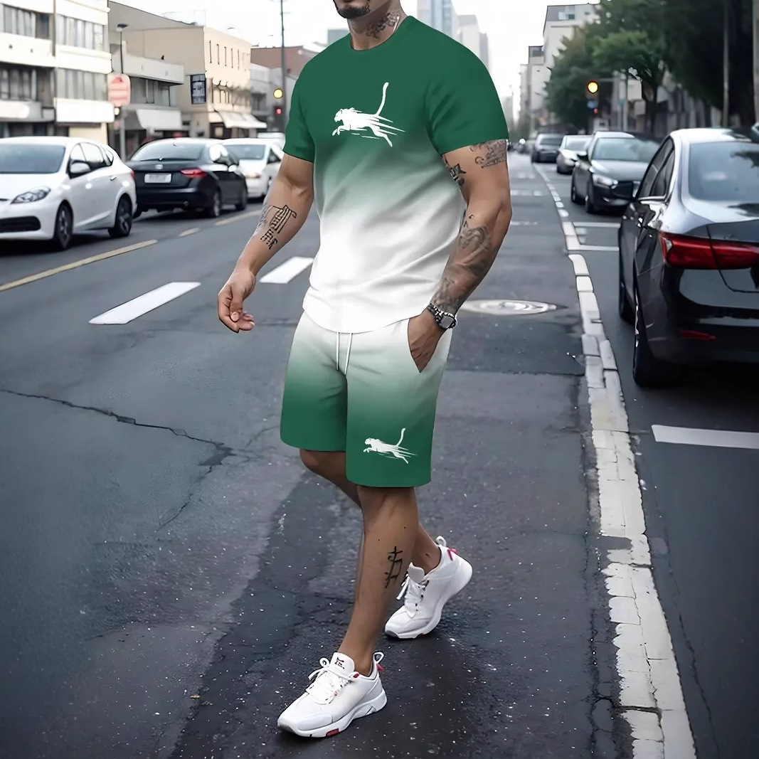 Completo estivo da uomo composto da due pezzi: camicia a maniche corte sottile e ampia e magliette taglie forti e pantaloncini abbinati Mingshi_voghion.com