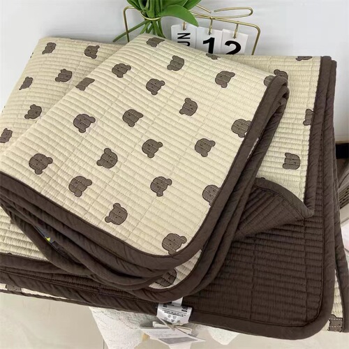 Cotton quilted bed cover three-piece set pure cotton thickened bed sheet four seasons quilted bed cover quilt double-sided cotton bed sheet