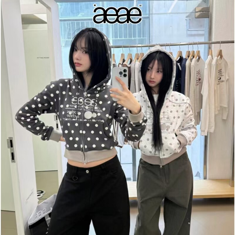 Korean Niche Fashion Brand Aeae Hooded Sweatshirt for Women, Autumn and Winter Style, Slim Fit Short Polka Dot Letter Embroidery Jacket Korean Niche Fashion Brand Aeae Hooded Sweatshirt for Women, Autumn and Winter Style, Slim Fit Short Polka Dot Letter Embroidery Jacket