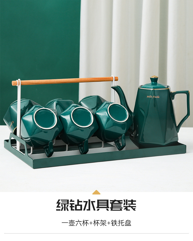 2f436001-b80b-4812-b8a1-32c5671e70cc.jpe