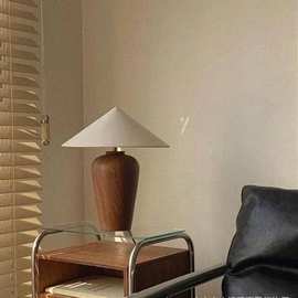 中古侘寂风实木台灯日式民宿卧室床头酒店设计师客厅书房氛围灯具