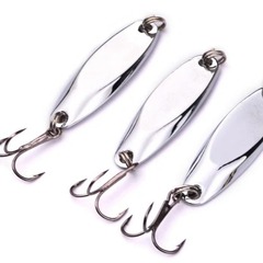 斜めに切って遠投路亜亮片がよく売れています。