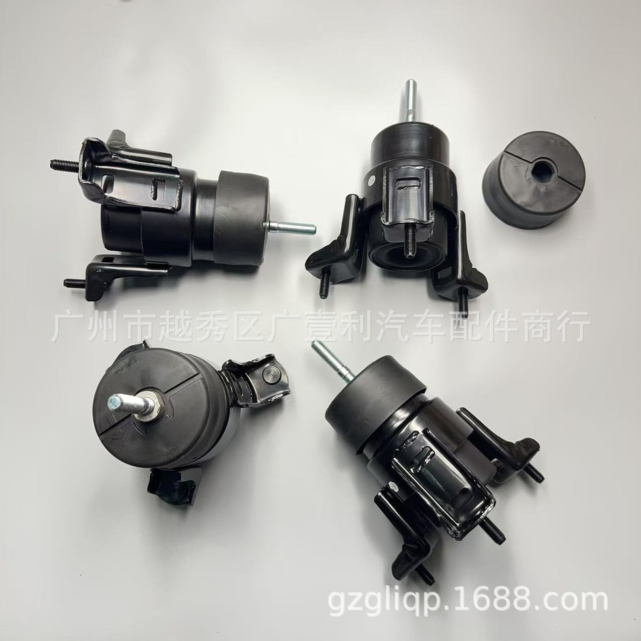 Applicable 12361-28110 12361-0H070 12361-0A080 Camry 2.4ACV30 front machine foot glue