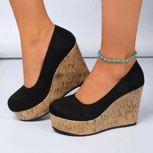 ��a�¿��Ь�＾�_����Ů���Q���羳��һ2025ŮЬ�ߚW���\�چ�Ь