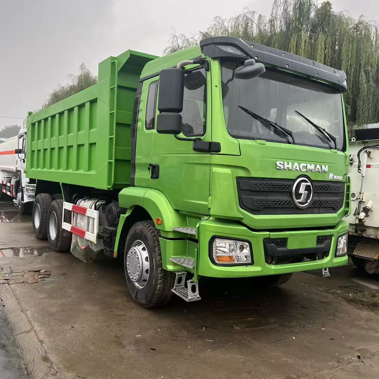 Heavy-Duty Shaanxi Delong H3000 Dump Truck for Foreign Trade Export, 380 Horsepower, 6X4 Engineering Dump Truck for Transporting Construction Waste