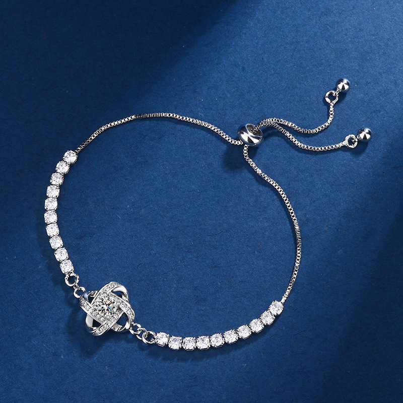 행운의 잔디 팔찌 [50 점]