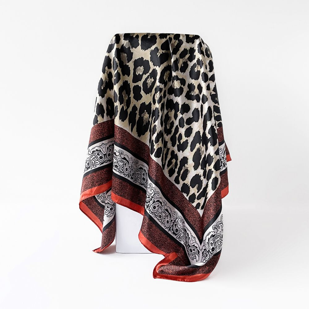 Transfronterizos curry leopardo ondulado punto impresión bufandas de seda bufandas de seda de 90cm bufandas grandes bufandas europeas y americanas al por mayor