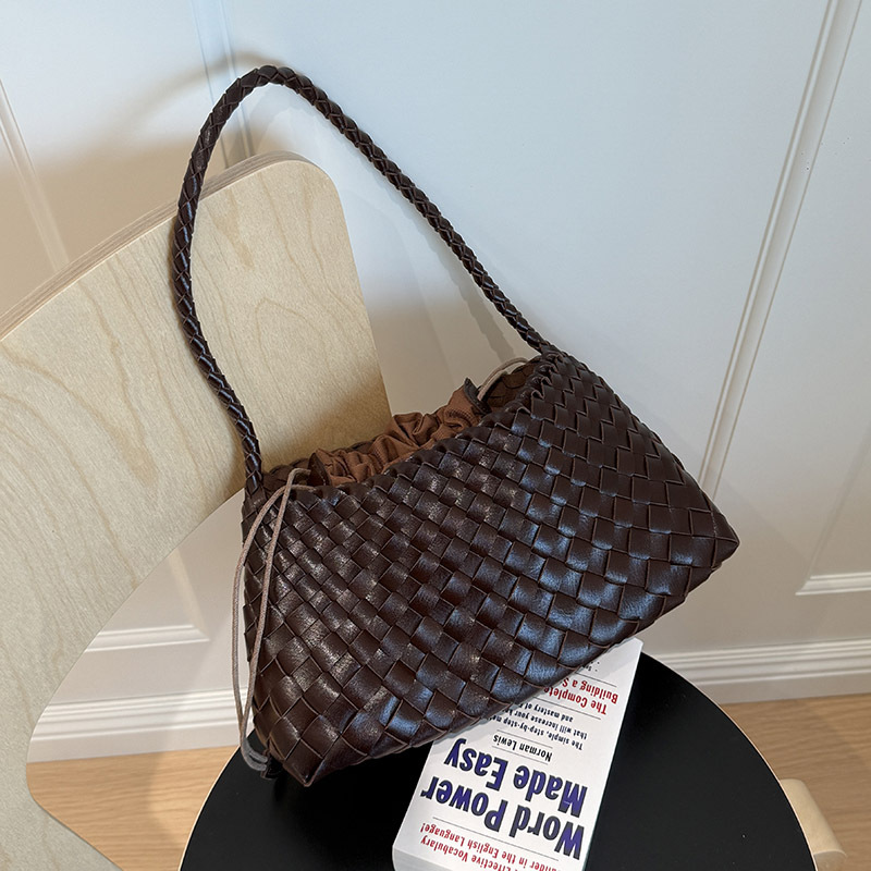 Korean Genuine Handmade Woven Underarm Bag for Women 2026 New Versatile Handbag Shoulder Letter Bag Handbag Women's Bag