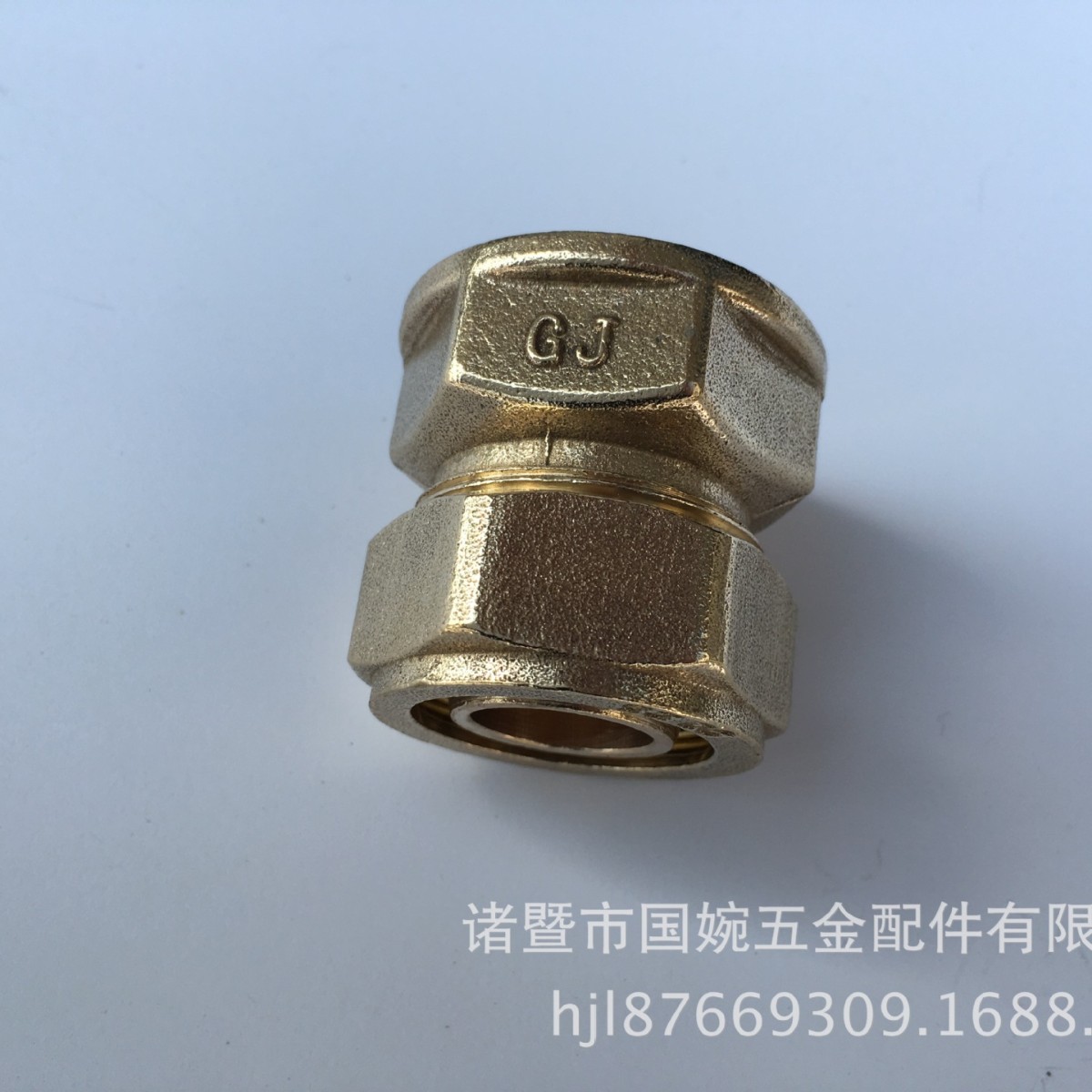 国巨25*1F寸内丝直接 卡套式铜管件 铝塑管铜接头