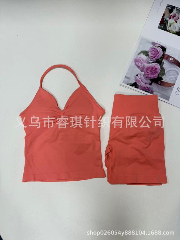 跨境无缝瑜伽挂脖背心 高弹提臀瑜伽健身短裤 长文胸短裤套装批发|undefined