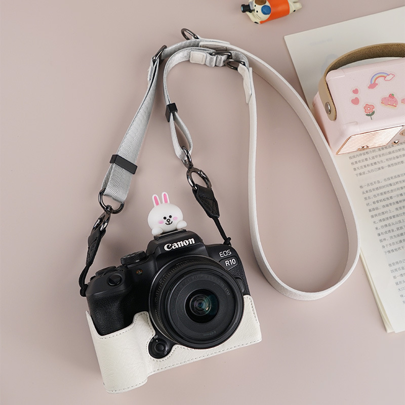 Suitable for Canon R10 Camera Bag R50 Camera Protective Case R100 Protective Case Retro Leather Case Micro Single Crosbody Bag Suitable for Canon R10 Camera Bag R50 Camera Protective Case R100 Protective Case Retro Leather Case Micro Single Crosbody Bag