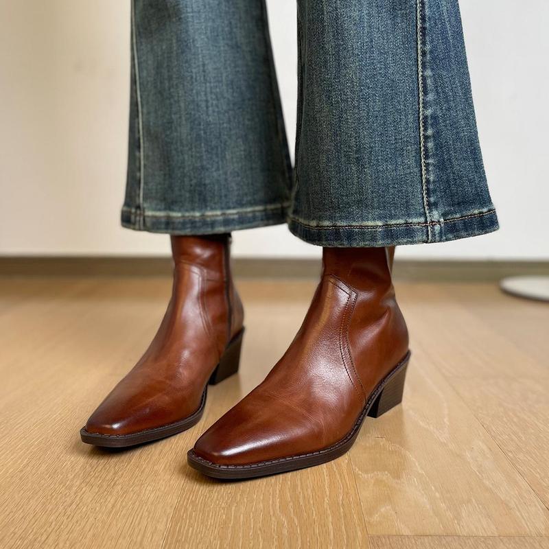 2026 New Vintage Washed First-Layer Cowhide Small Square-Toe Short Boots for Women, Chunky High-Heeled Boots, British-Style Brown Women's Boots
