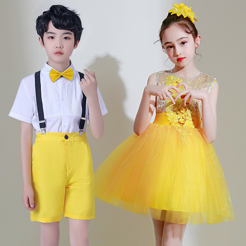Uniforme de rendimiento coral infantil del 1 de junio Coro de estudiantes de primaria y secundaria Anfitrión de rendimiento de recitación de niños y niñas