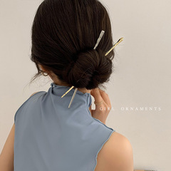 Metal hair pin for women, bun-making magic hair accessory, high-end hair comb, simple modern braid hairpin, hair decoration