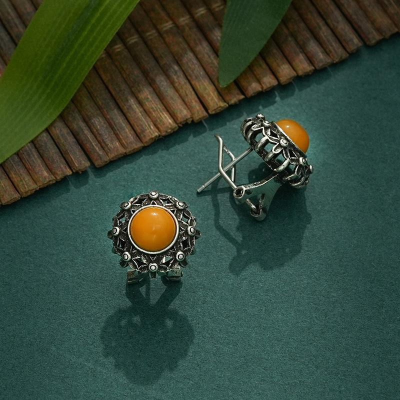 高级感气质潮流搭配设计复古做旧镶天然波罗的海仿蜜蜡花朵女耳扣