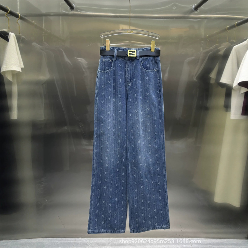 26 New Summer Style Straight-Leg Jeans with All-Over Letter Jacquard Print 26 New Summer Style Straight-Leg Jeans with All-Over Letter Jacquard Print