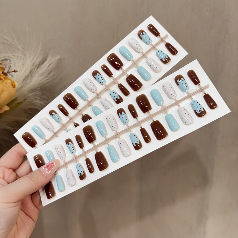S412-Pre-Made Mint Croissant Style Nails with a Playful Milk Tea Color Scheme, Removable Nail Pieces S412-Pre-Made Mint Croissant Style Nails with a Playful Milk Tea Color Scheme, Removable Nail Pieces