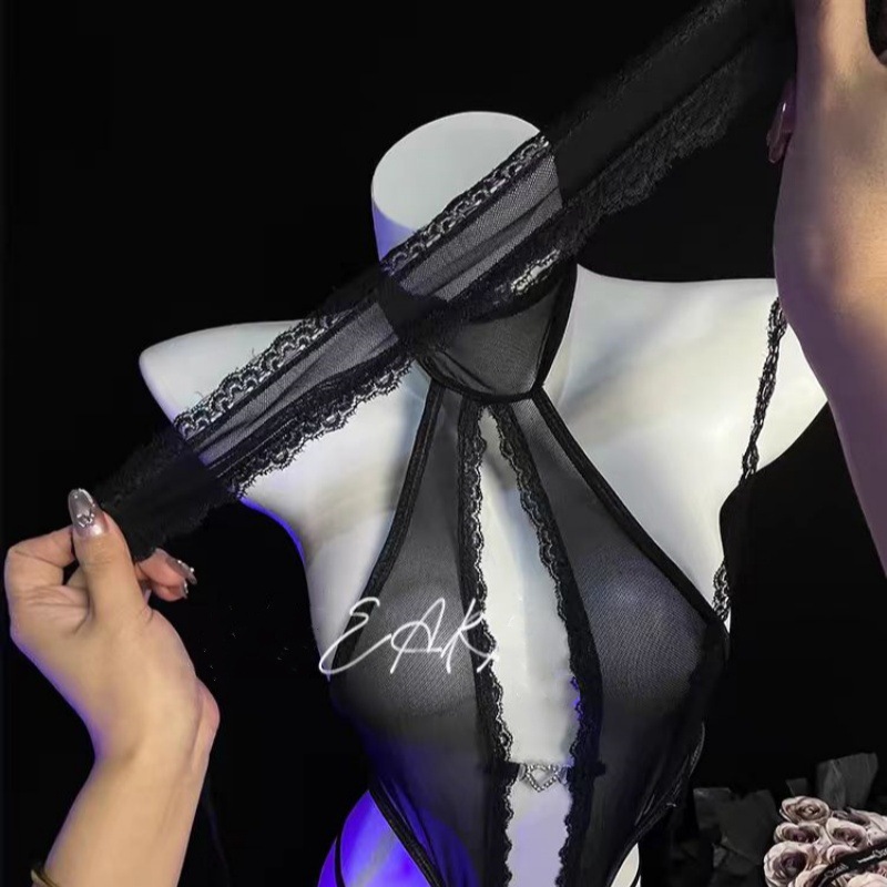 Lace Blindfold for Couples, White Lace Eye Mask, Prom Party Accessory — detail image 8