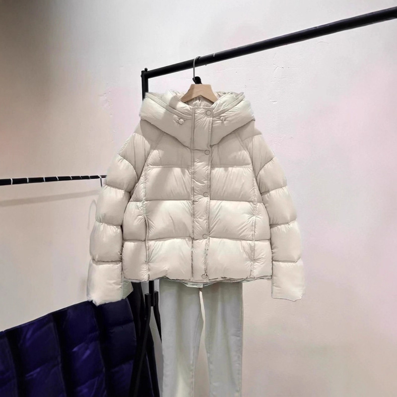European Style 2026 Winter New Short Hooded Thickened White Duck down Fashionable Warm Jacket for Women